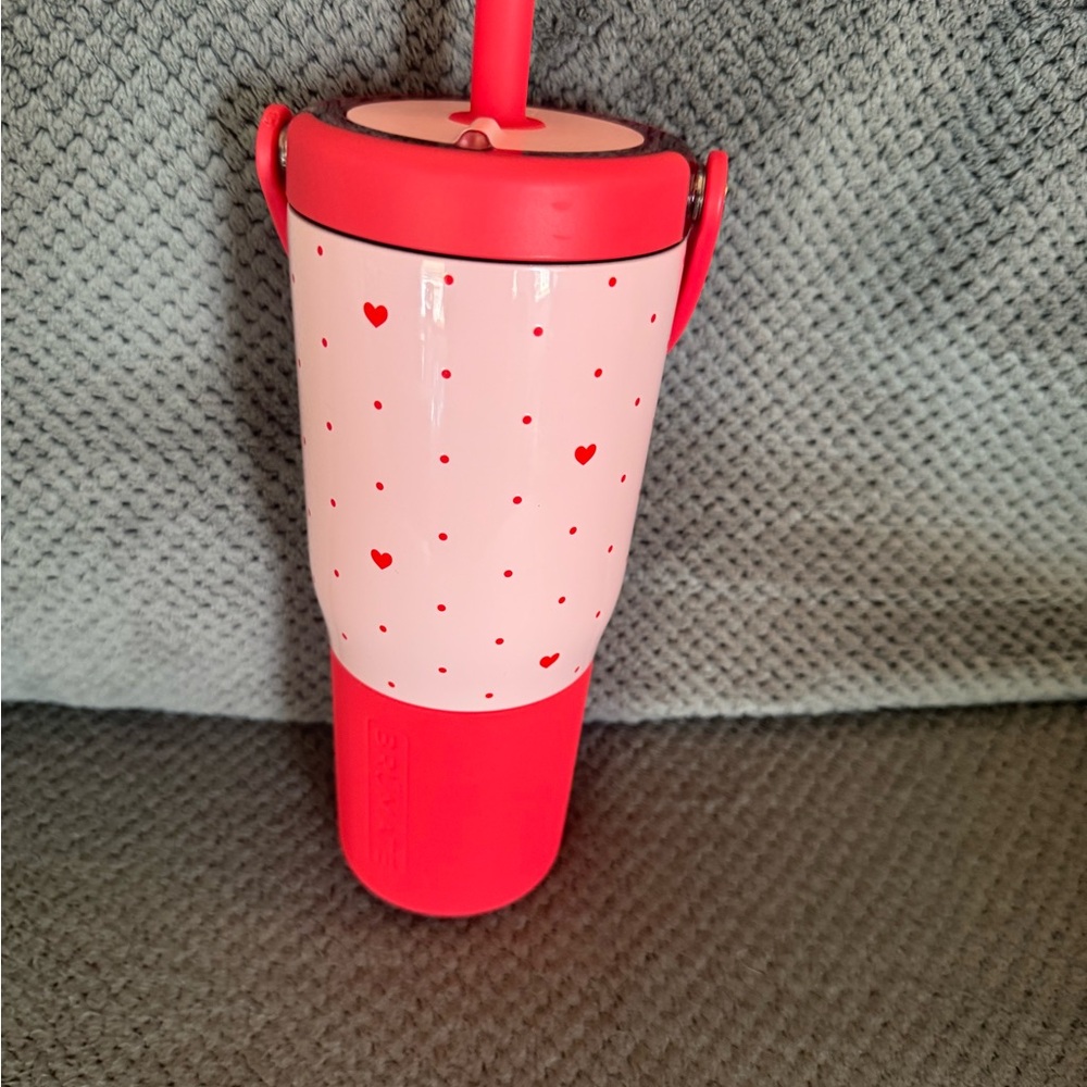 BRUMATE Pink and Red Heart Patterned Tumbler